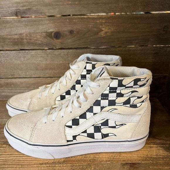 Womens Vans Sk8-Hi‎ Ivory Suede Checkerboard Flames Sneakers Shoes Size 7M 8.5W - Picture 2 of 7